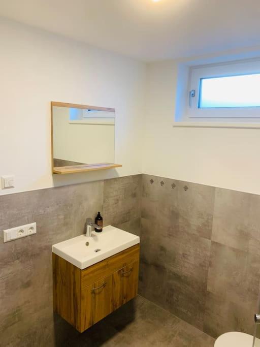 Moderne, Helle Ferienwohnung In Au Am Rhein Экстерьер фото